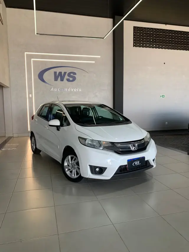 Carro Honda Fit 2015 1.5 16v LX (Flex)