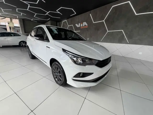 Carro Fiat Cronos 2024 Drive 1.3