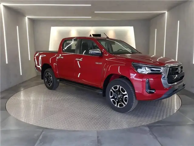 Carro Toyota Hilux Cabine Dupla 2024 SRX 4x4 2.8 Diesel