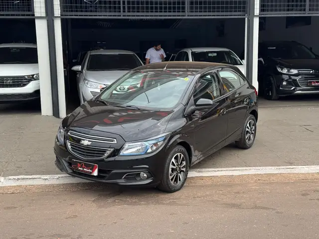 Carro Chevrolet Onix 2014 1.4 LTZ SPE/4 (Aut)