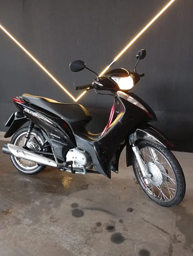 Moto Honda Biz 125i 2011 ES