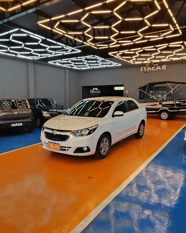 Carro Chevrolet Cobalt 2018 LT 1.4 8V (Flex)