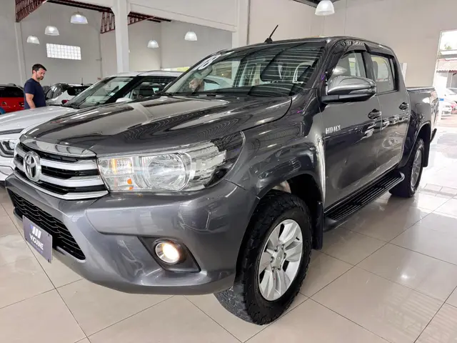 Carro Toyota Hilux Cabine Dupla 2018 Hilux 2.8 TDI SRV CD 4x4 (Aut)