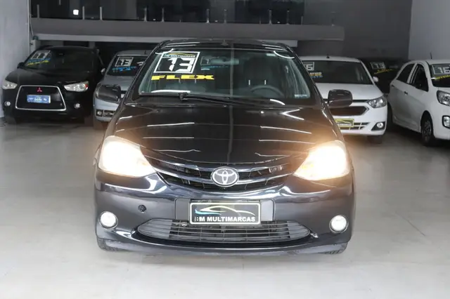 Carro Toyota Etios 2013 XLS 1.5 (Flex)