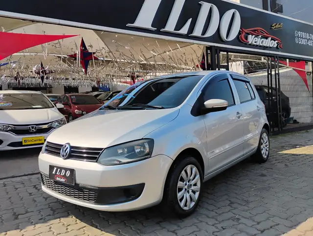 Carro Volkswagen Fox 2012 1.0 8V (Flex) 2p