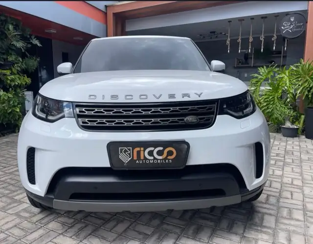 Carro Land Rover Discovery 2017 3.0 TD6 SE 4WD
