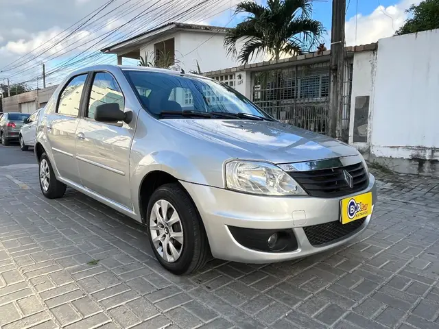 Carro Renault Logan 2012 Expression 1.0 16V (flex)