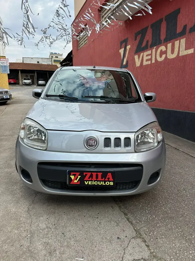 Carro Fiat Uno 2011 Vivace 1.0 8V (Flex) 4p