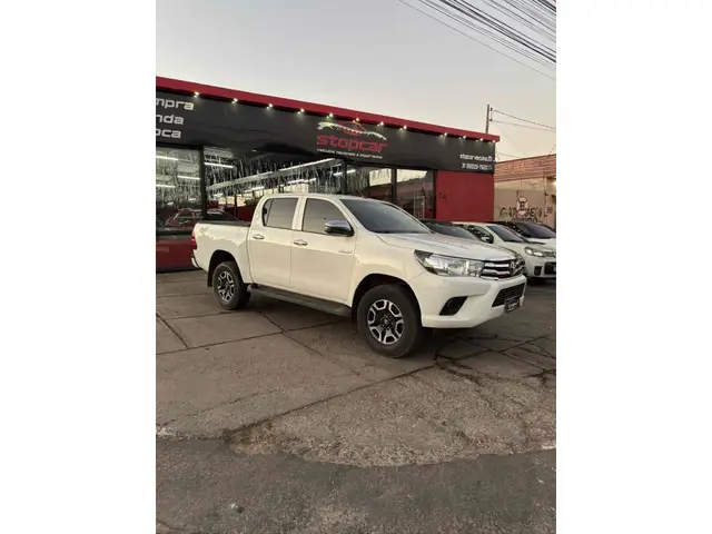 Carro Toyota Hilux Cabine Dupla 2019 Hilux 2.7 SR CD 4x2 (Flex)