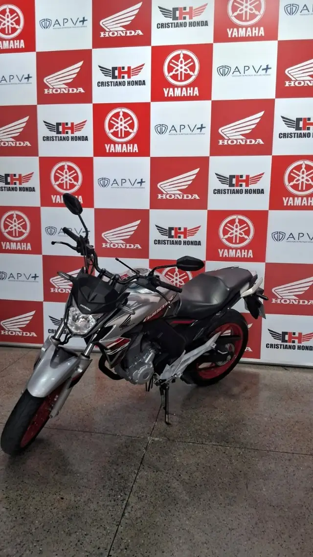 Moto Honda CB 250F Twister 2021 (CBS)