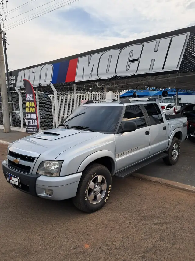 Carro Chevrolet S10 Cabine Dupla 2010 S10 Executive 4x4 2.8 Turbo Electronic (Cab Dupla)