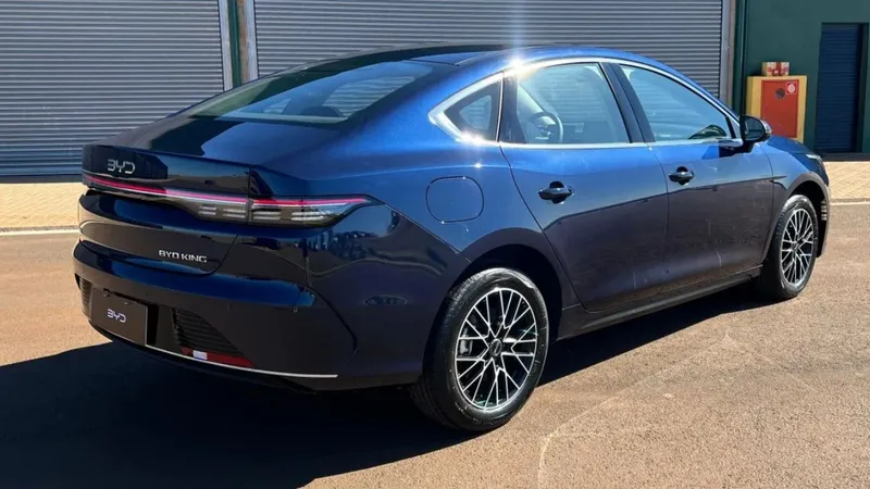 BYD King ganha desconto PCD para ser um dos híbridos mais baratos do Brasil