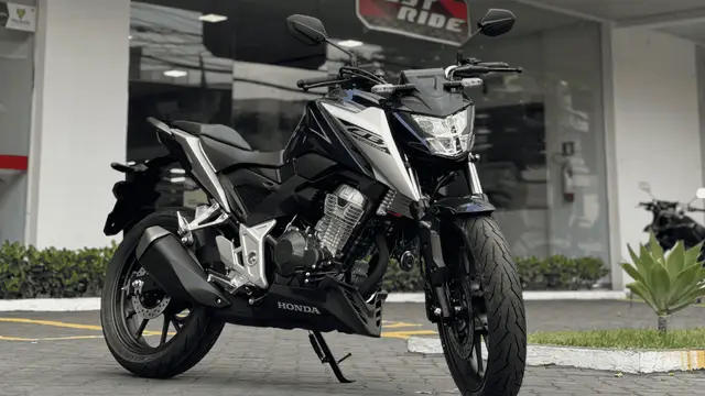 Moto Honda CB 300F Twister 2026 ABS