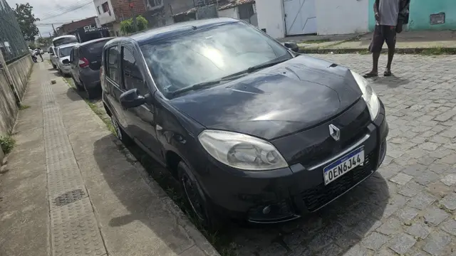 Carro Renault Sandero 2013 Expression 1.0 16V (flex)