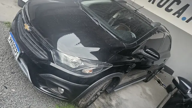 Carro Chevrolet Onix 2017 1.4 Activ SPE/4