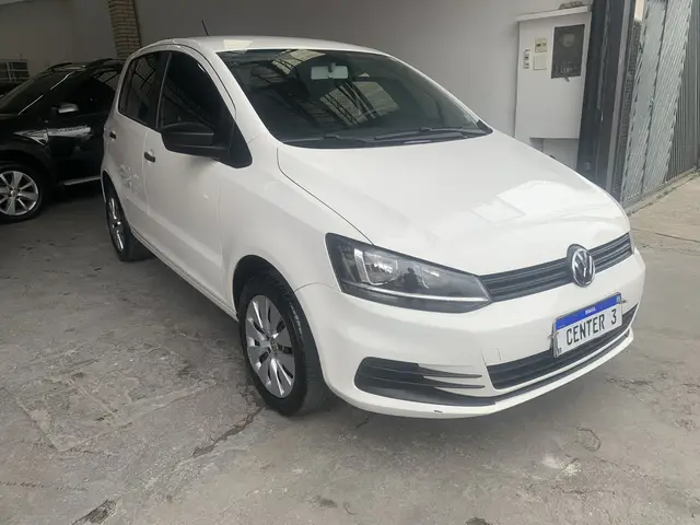 Carro Volkswagen Fox 2016 1.0 MPI Trendline (Flex)
