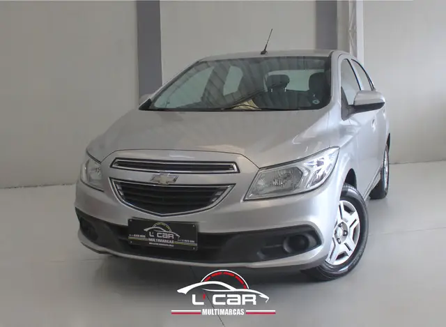 Carro Chevrolet Onix 2013 1.0 LT SPE/4