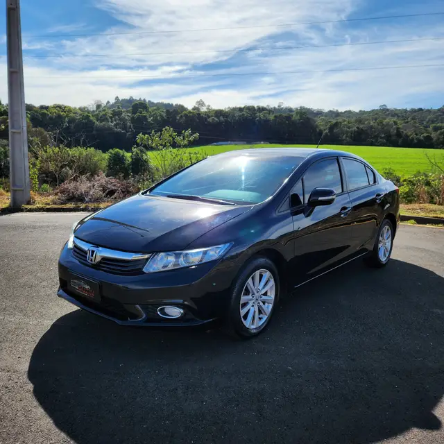 Carro Honda Civic 2014 New  LXR 2.0 i-VTEC (Aut) (Flex)