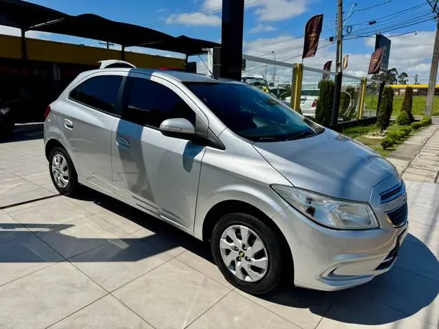 Carro Chevrolet Onix 2015 1.0 LT SPE/4