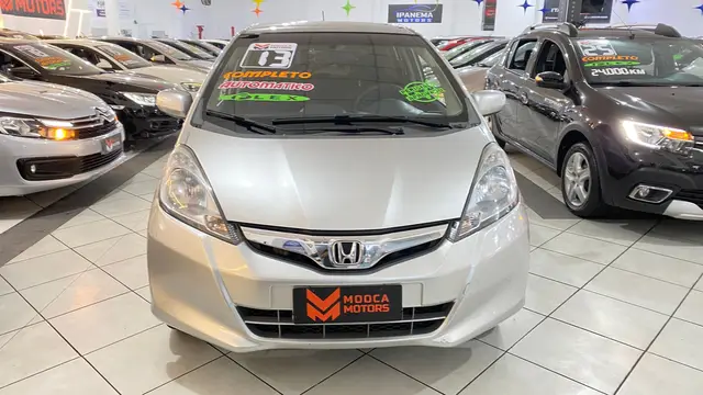 Carro Honda Fit 2013 LX 1.4 (flex)