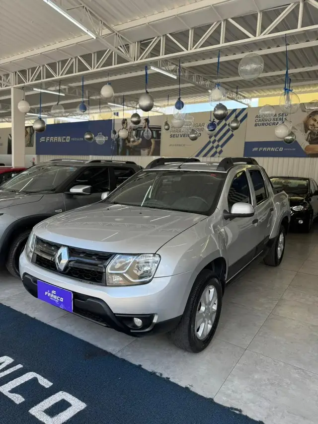 Carro Renault Duster Oroch 2017 1.6 16V SCe Express (Flex)