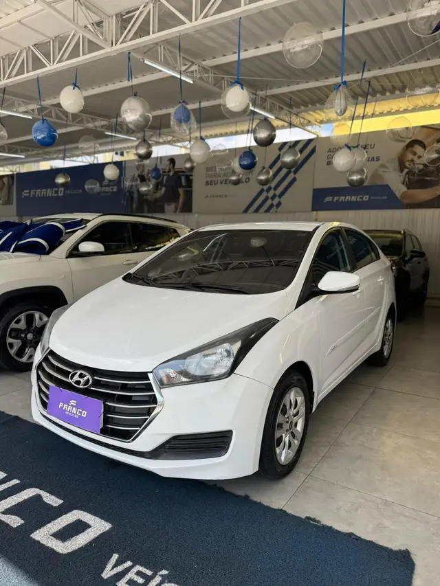 Carro Hyundai HB20S 2017 1.6 Comfort Plus blueMedia (Aut) (Flex)