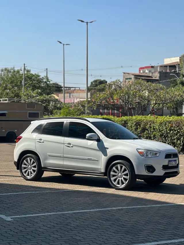 Carro Mitsubishi ASX 2015  2.0 (Aut) 4x4