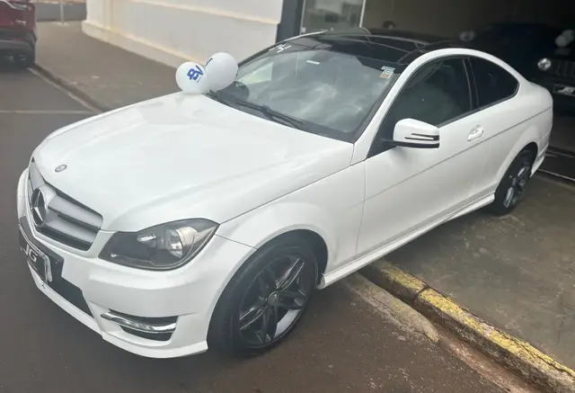 Carro Mercedes-Benz C 180  2014 CGI Touring Sport 1.6 TB Aut.