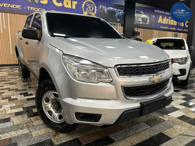 Carro Chevrolet S10 Cabine Dupla 2016 S10 2.8 CTDI LS 4WD (Cabine Dupla)