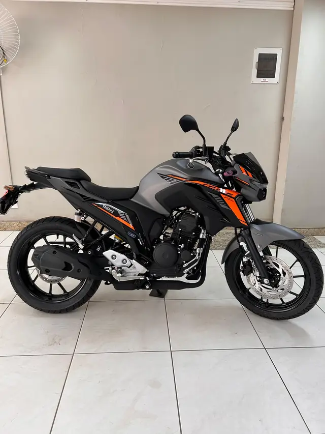 Moto Yamaha Fazer FZ25 2025 Connected
