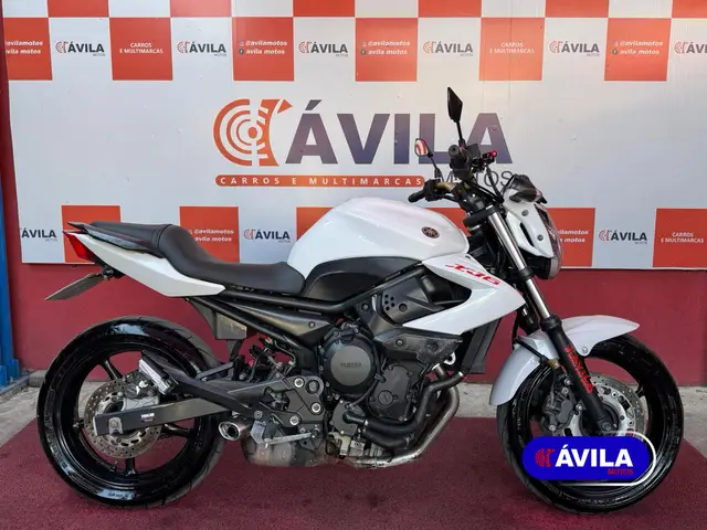 Moto Yamaha XJ6 N 2012 XJ6 N 600