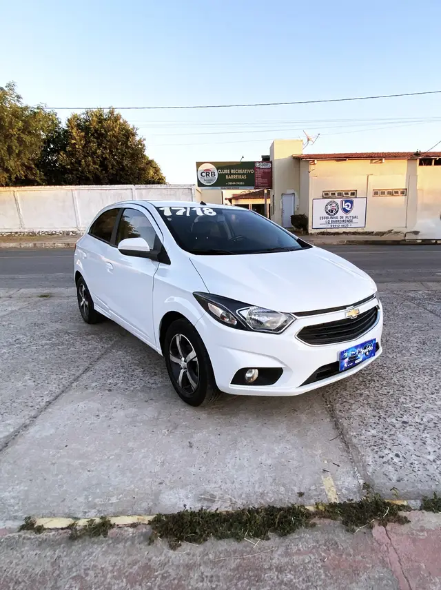 Carro Chevrolet Onix 2018 1.4 LTZ SPE/4
