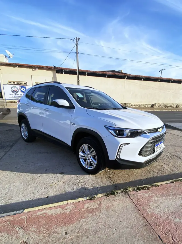 Carro Chevrolet Tracker 2023 LT 1.0 Turbo (Aut.)