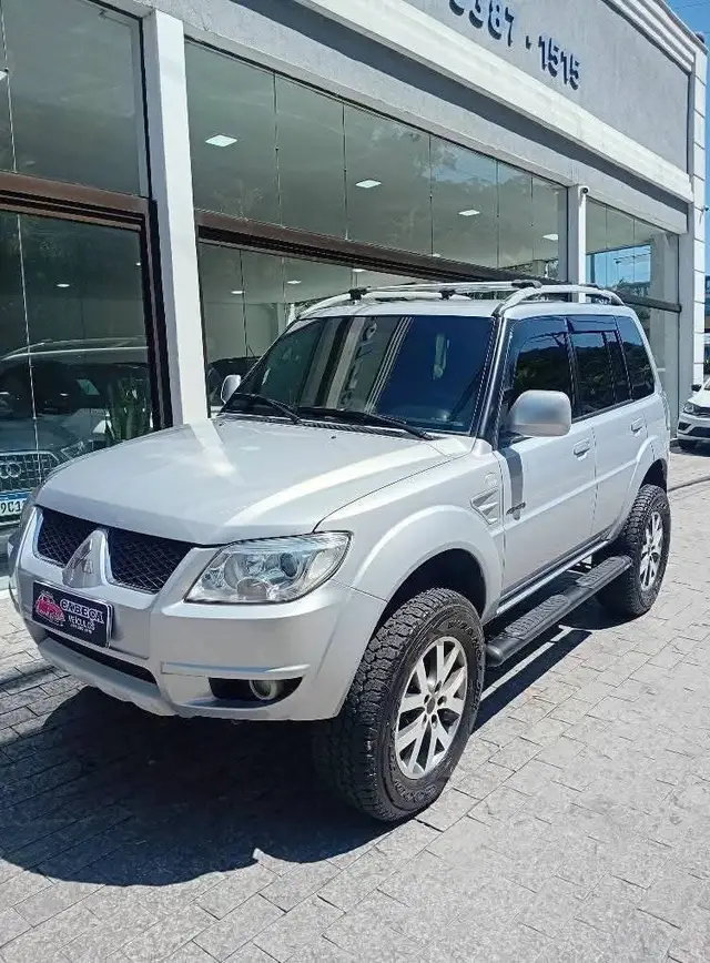 Carro Mitsubishi Pajero TR4 2014 2.0 16V 4X4 (Flex) (Aut)