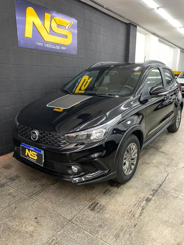 Carro Fiat Argo 2020 1.3 Trekking (Flex)