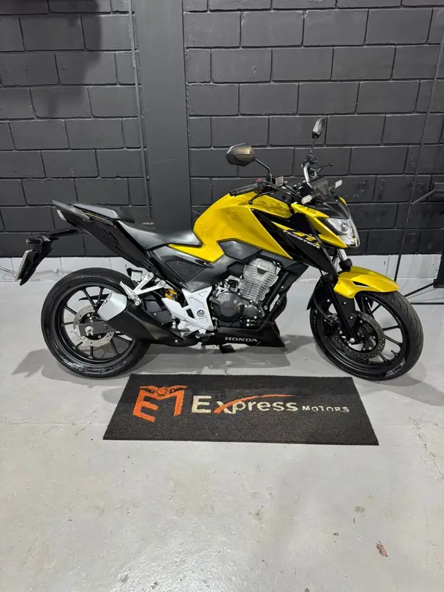 Moto Honda CB 300F Twister 2023 Standard