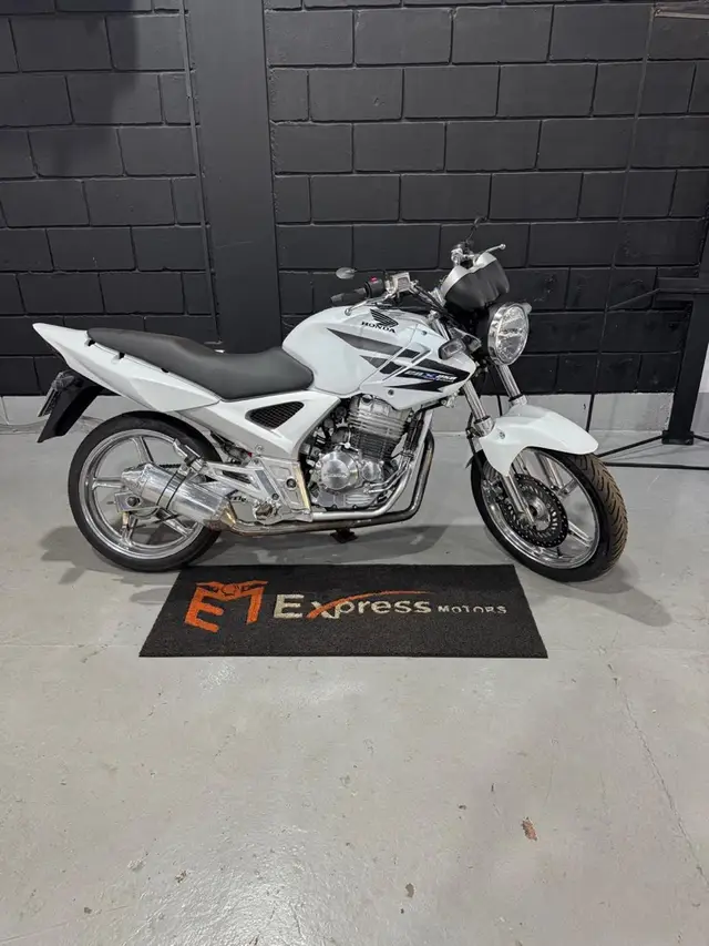 Moto Honda CBX 250 2004 Twister