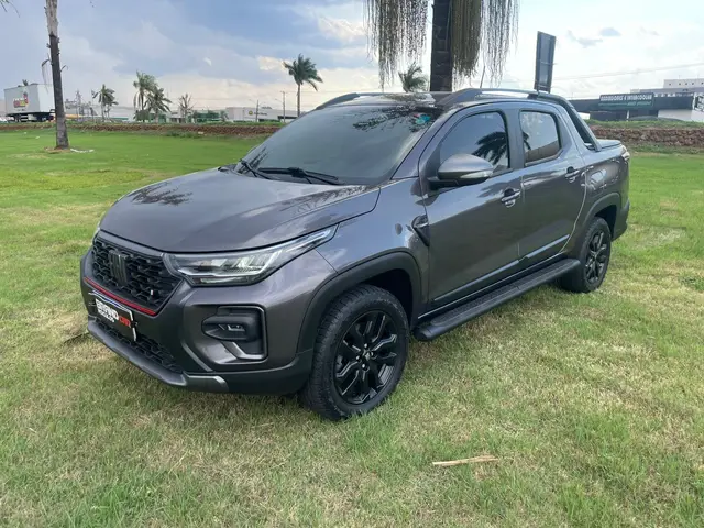 Carro Fiat Strada 2025 Ultra 1.0 Turbo