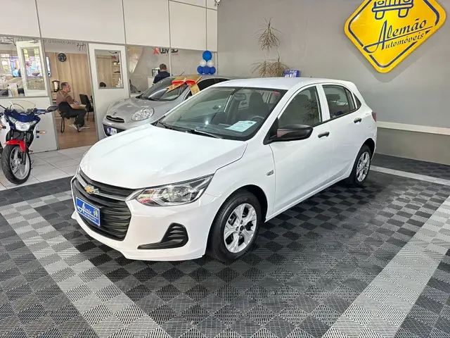 Carro Chevrolet Onix 2021 1.0 (Flex)