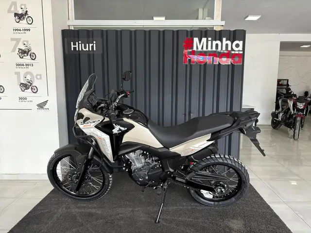 Moto Honda XRE Sahara 300 2026 Adventure