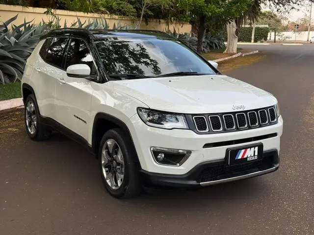 Carro Jeep Compass 2018 2.0 Limited (Aut) (Flex)