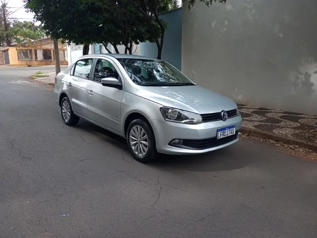 Carro Volkswagen Voyage 2016 1.0 TEC Comfortline (Flex)