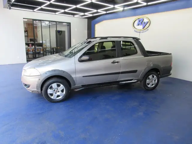 Carro Fiat Strada 2011 Working 1.4 (Flex)
