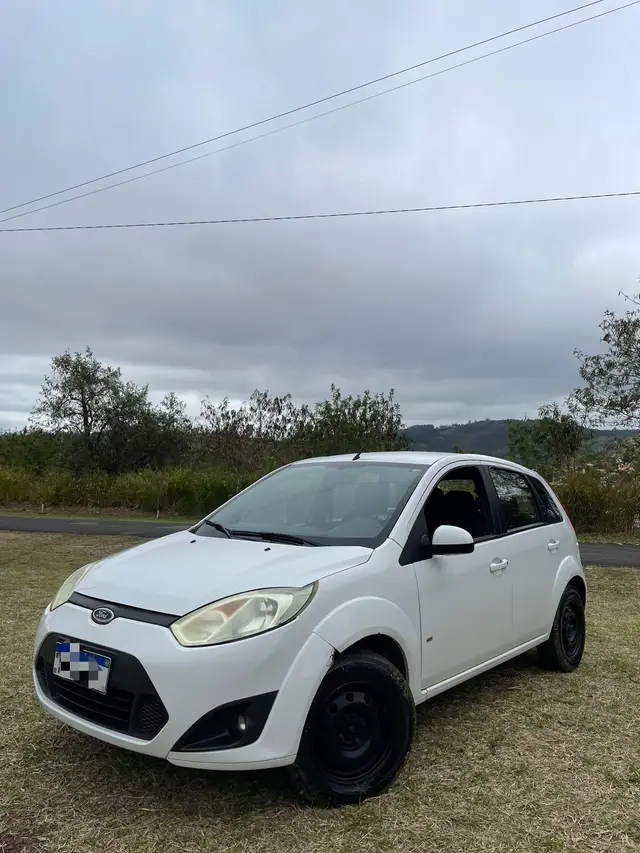 Carro Ford Fiesta Hatch 2014 S Rocam 1.0 (Flex)