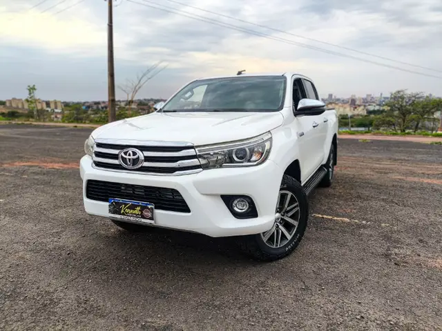 Carro Toyota Hilux Cabine Dupla 2018 Hilux 2.8 TDI SRX CD 4x4 (Aut)