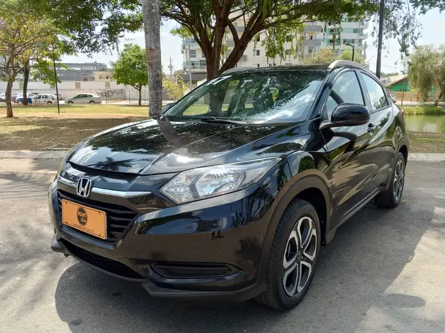 Carro Honda HR-V 2017 LX 1.8 I-VTEC FlexOne