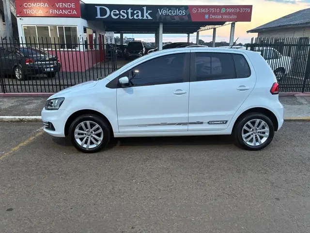 Carro Volkswagen Fox 2022 1.6 MSI Connect (Flex)