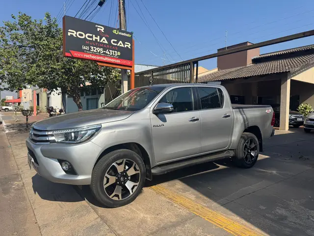 Carro Toyota Hilux Cabine Dupla 2018 Hilux 2.8 TDI SRX CD 4x4 (Aut)