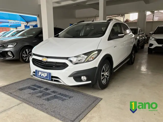 Carro Chevrolet Onix 2018 1.4 Activ SPE/4 (Aut)