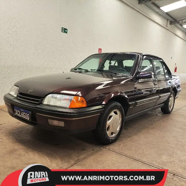 Carro Chevrolet Monza 1991 Sedan SLE 1.8